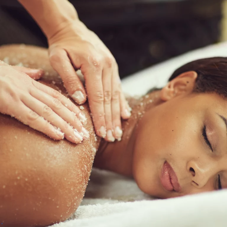 Trattamento viso personalizzato presso Life Clinique Gallarate