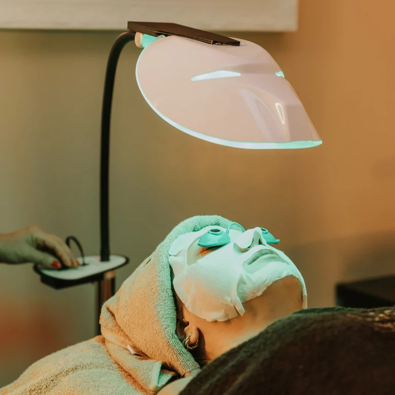 Trattamento viso personalizzato presso Life Clinique Gallarate